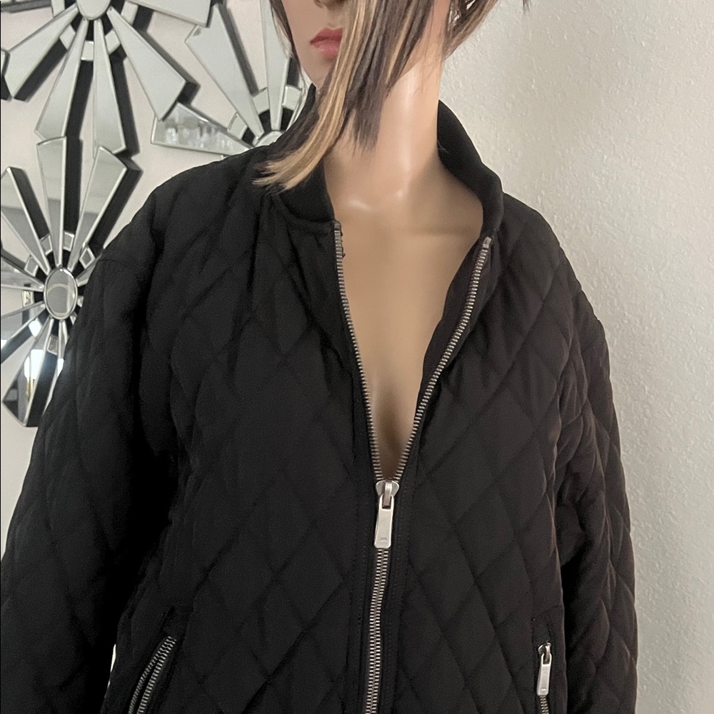 Zara Black Quilted Bomber Jacket full zipper with two pockets with zipper size L